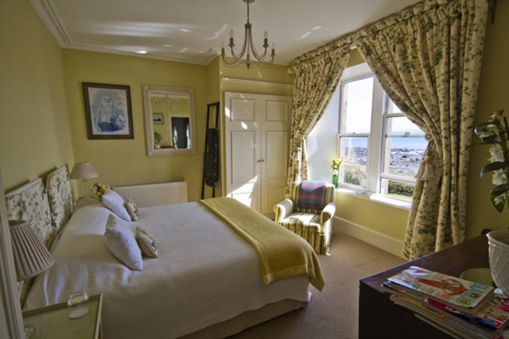 Bed and Breakfast Loch Gorm House à Bruichladdich Extérieur photo